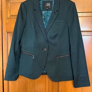 NWOT Elegant Dark Green Textured Women's Blazer from The Limited
